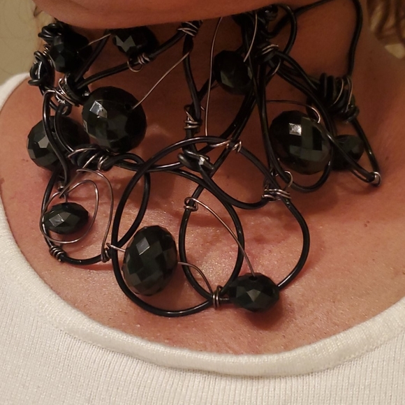 Jewelry - Picture 3 of 3